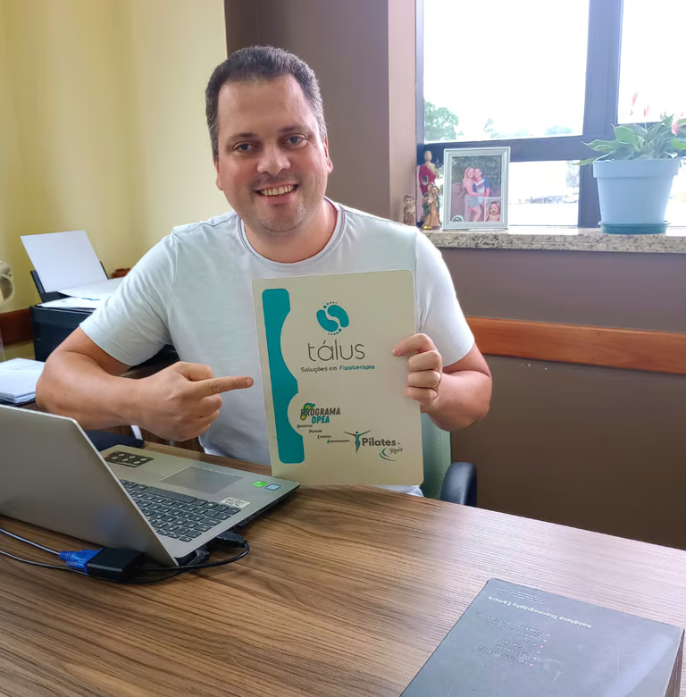 Dr. Felipe Santa Rita